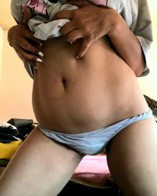 would you let a Syrian girl put her pussy in your face in the morning?