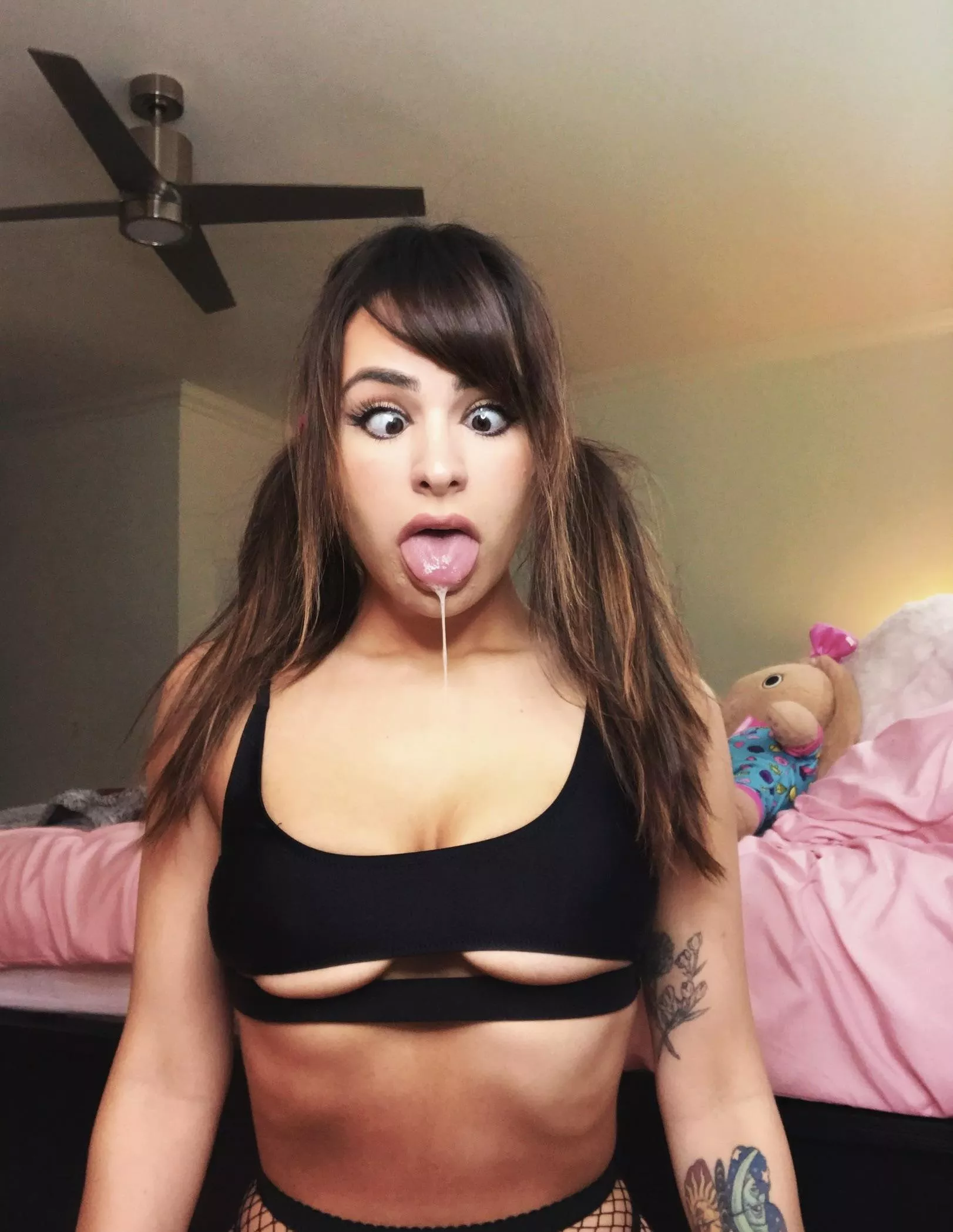 Would you let me spit down your throat?😈