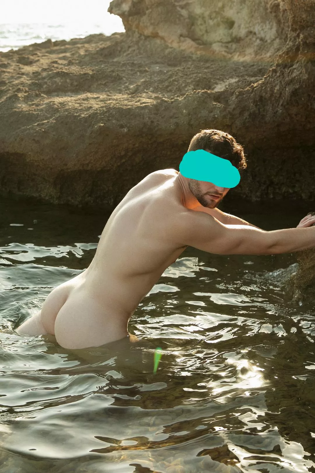 Would you like to taste some🍑?