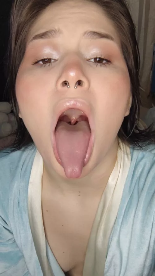 Would you like tu cum in my mouth daddy ?
