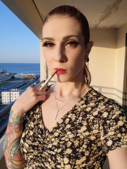 Would you smoke with me? 🥰🚬💨