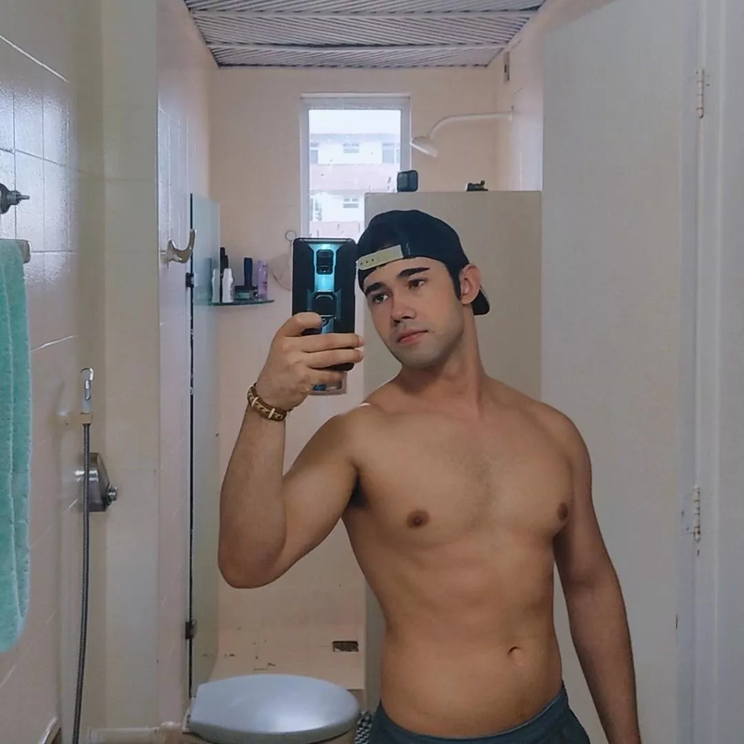 Would you take a bath with me? Would you take a bath with me?