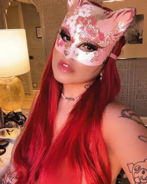 Would you want to take me home ? 😘