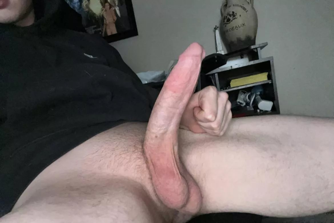 Would your lips grip me tight??? 🤔🤔