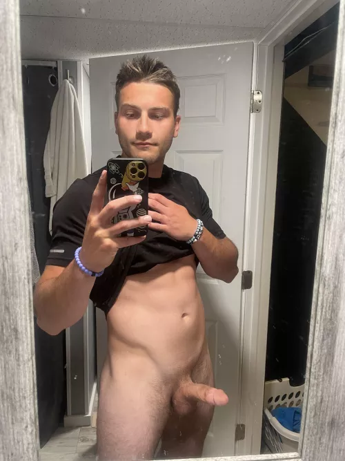 Wouldn’t it be hot if you were in this picture too😈