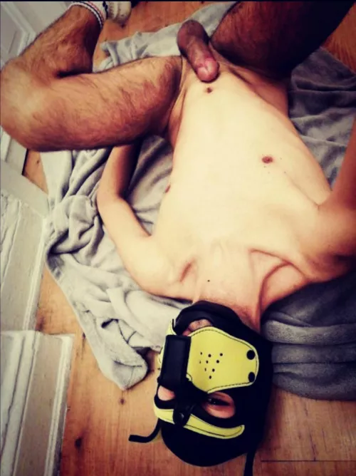 Wuff wuff wanna play! 🐾👅🐕‍🦺🍌