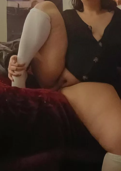 wwyd if I was your roommate and I flashed my pussy to you~