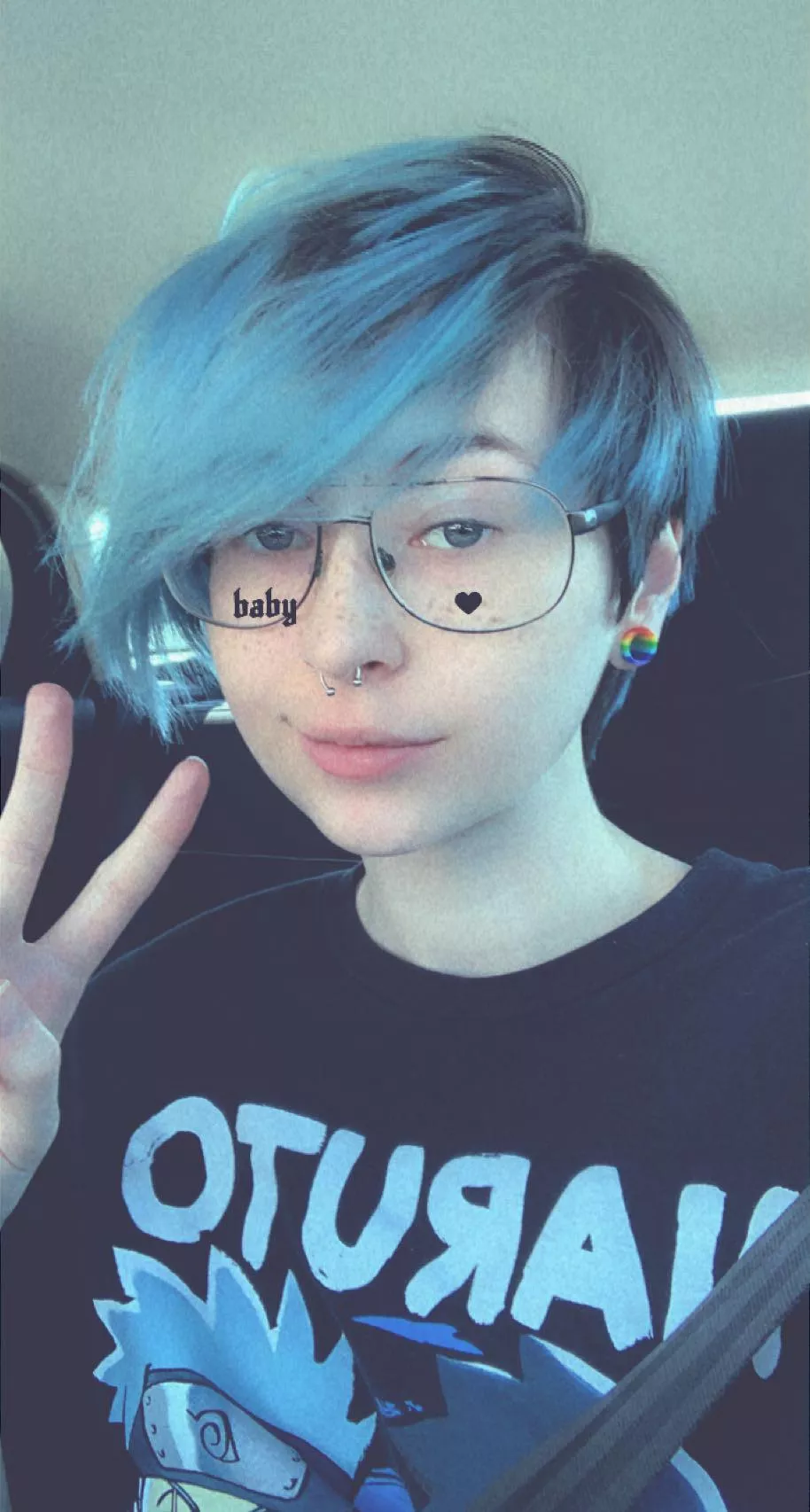 ya boi is back with a cuter hair cut 💙