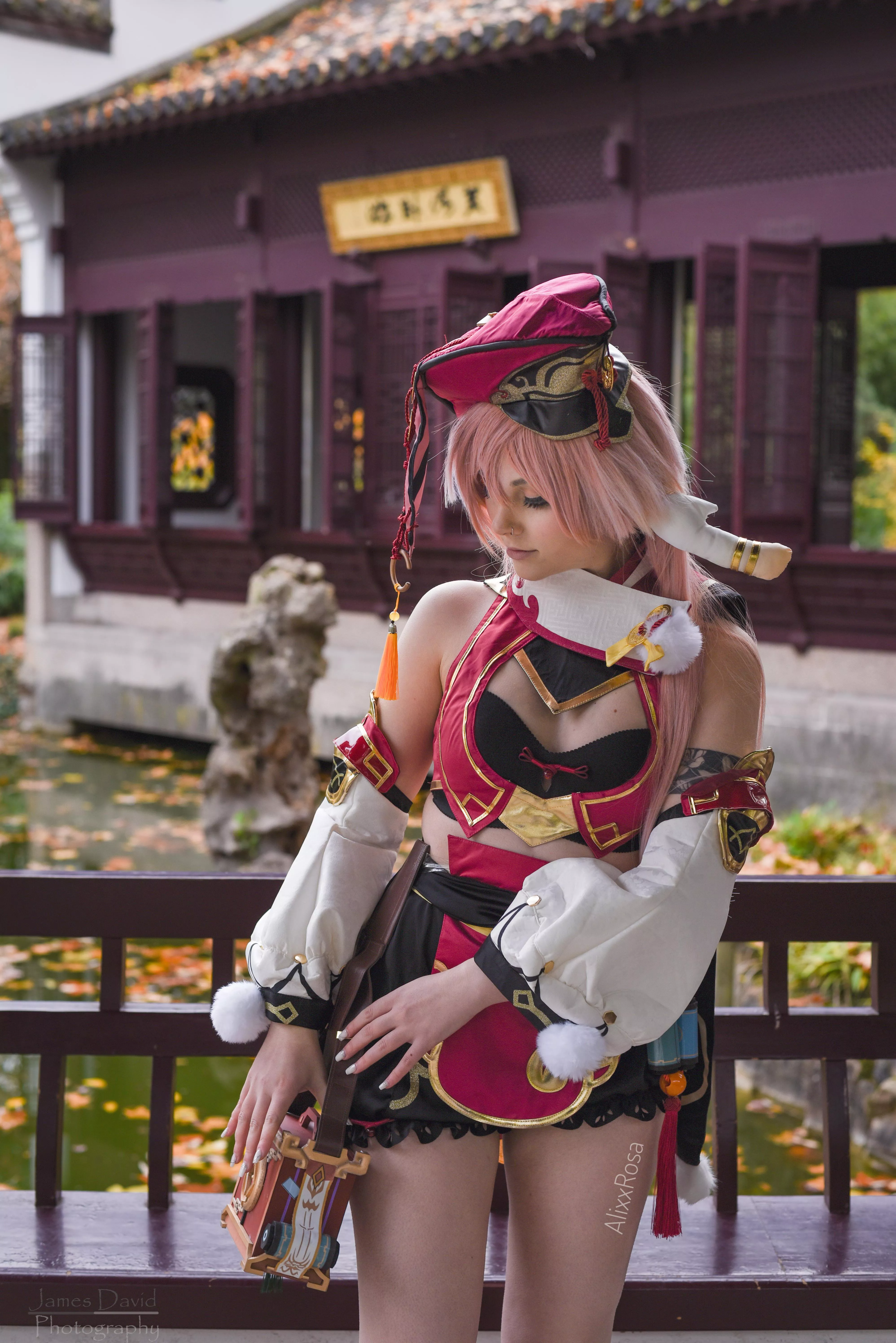 Yanfei Cosplay by AlixxRosa