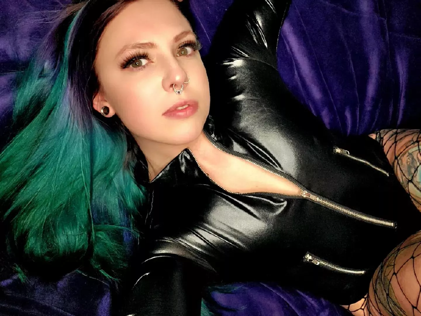 You come over to this, do we smoke before or after😏