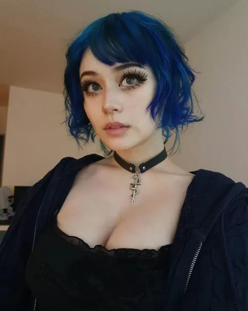 You have 3 second to find little sword