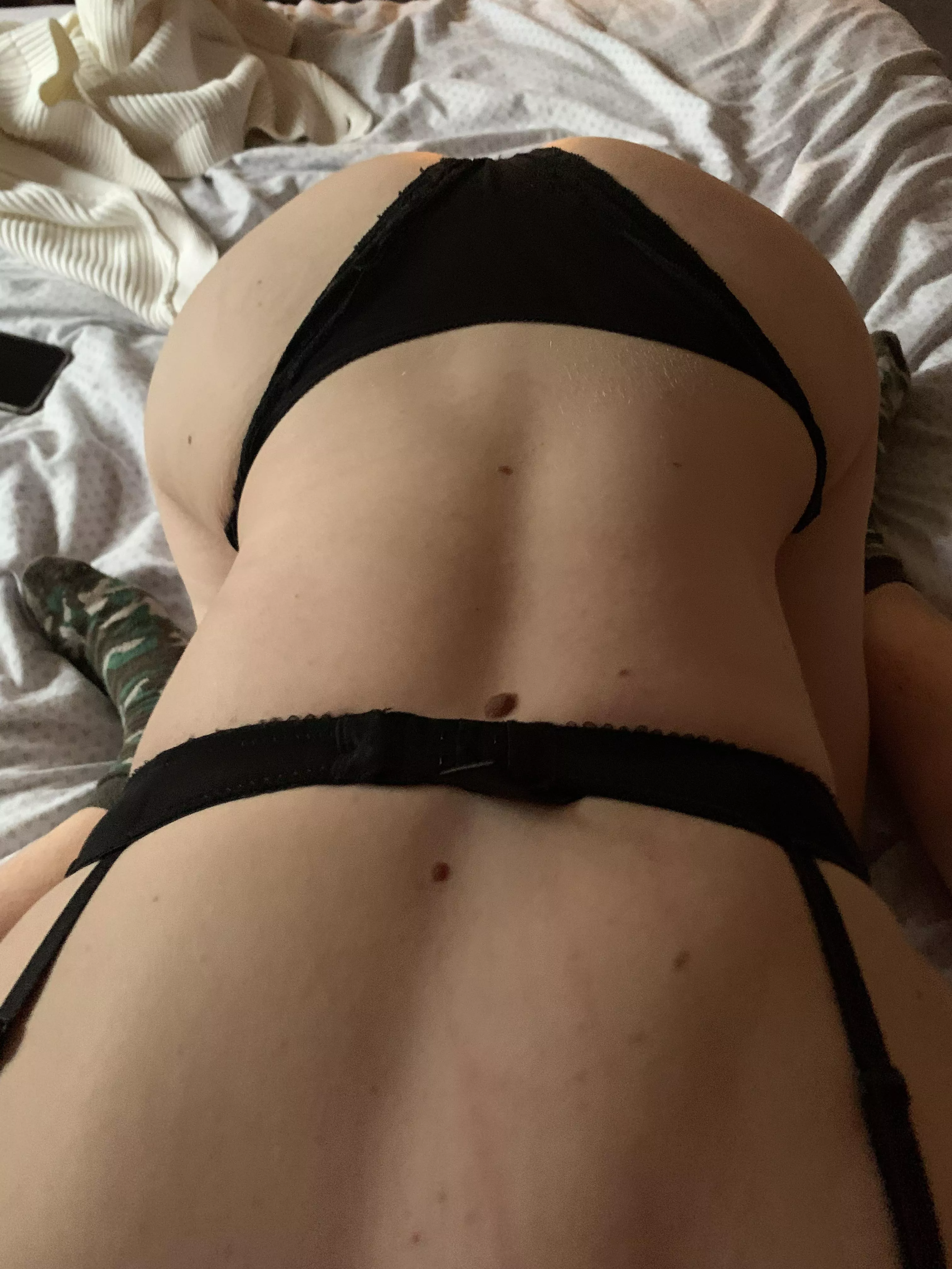 You know what I love more than getting my dick sucked? Getting it blown with the risk of being caught😈 my Gf and I will be out dogging tonight (5th) either at Clowes wood (Canterbury) or Joss bay; we also know of another couple out at either Clowes wo