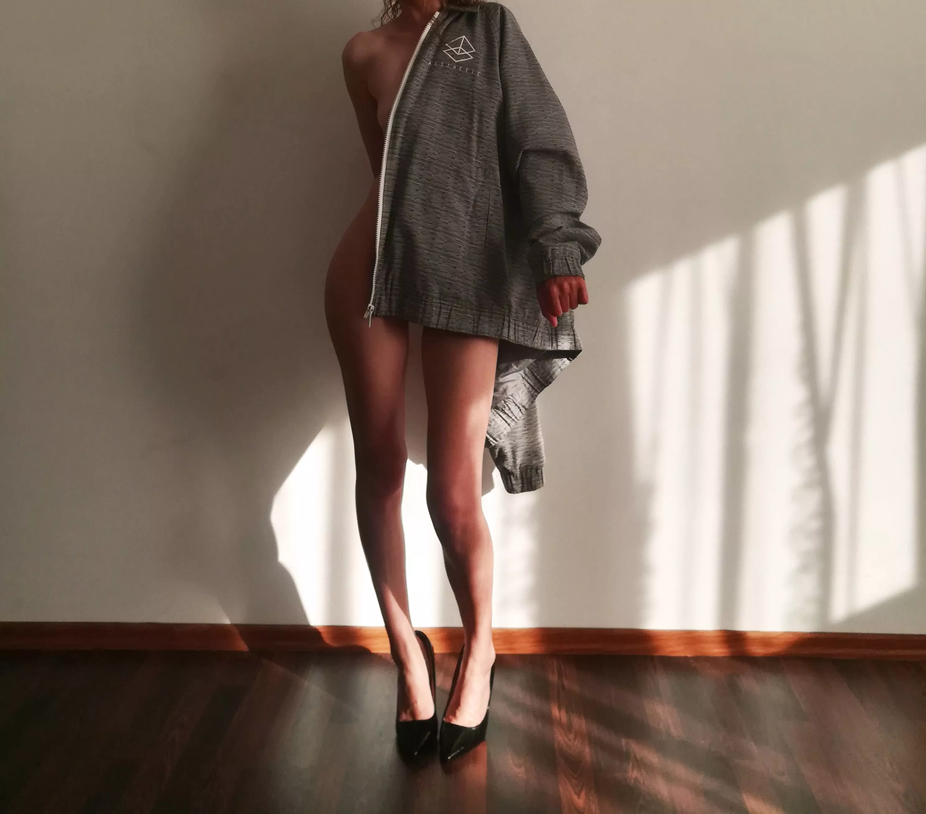 You like my sun-kissed legs? 😘❤