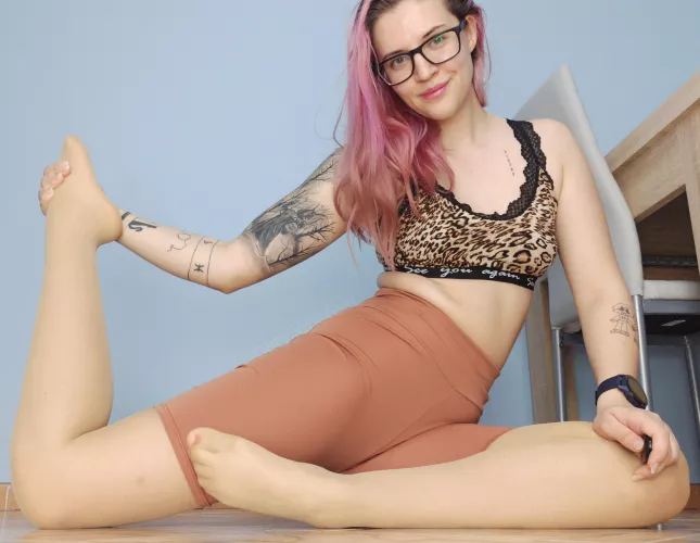 You like pantyhose under leggings or biker shorts?