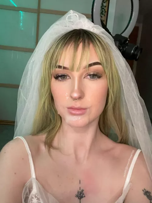 you may now kiss the bride🥰