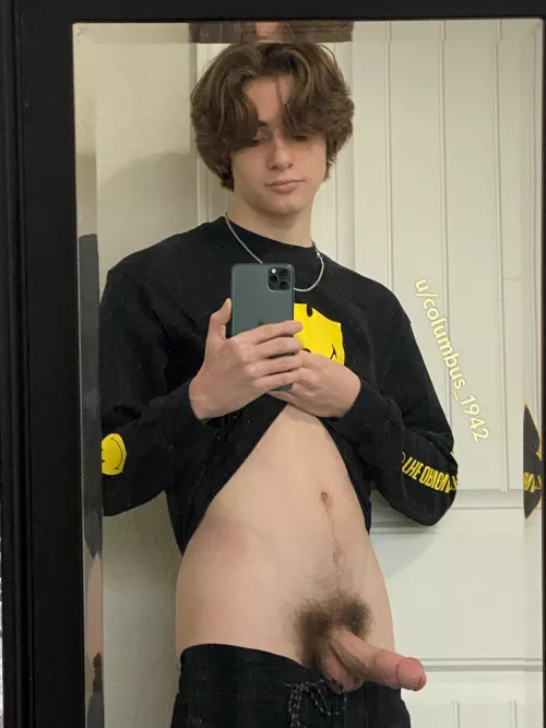 You need a BF to send you nudes like this?