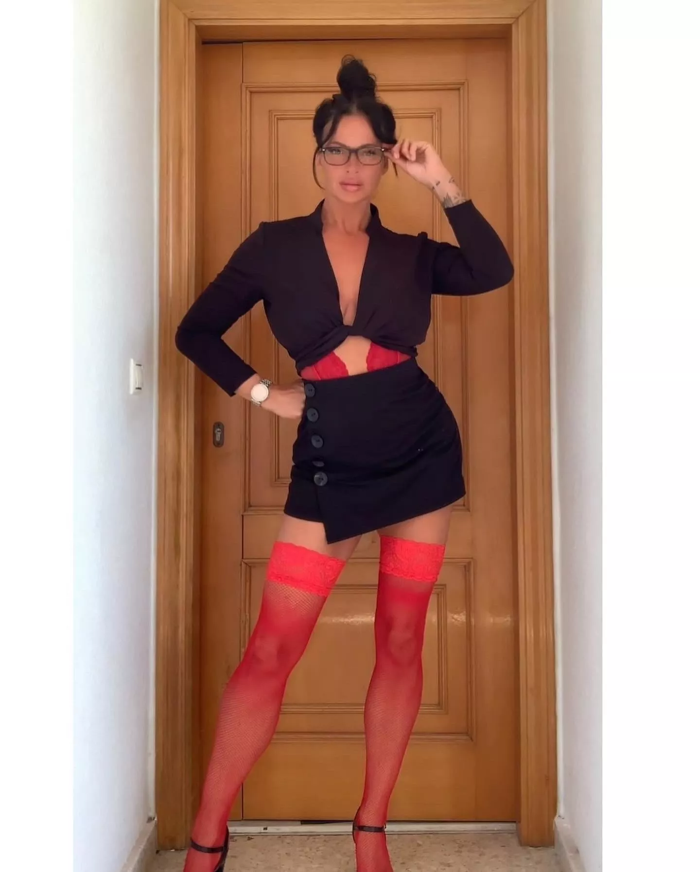 You ready for your appointment with me?😜👇🏻