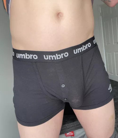 Young and cut 🇬🇧