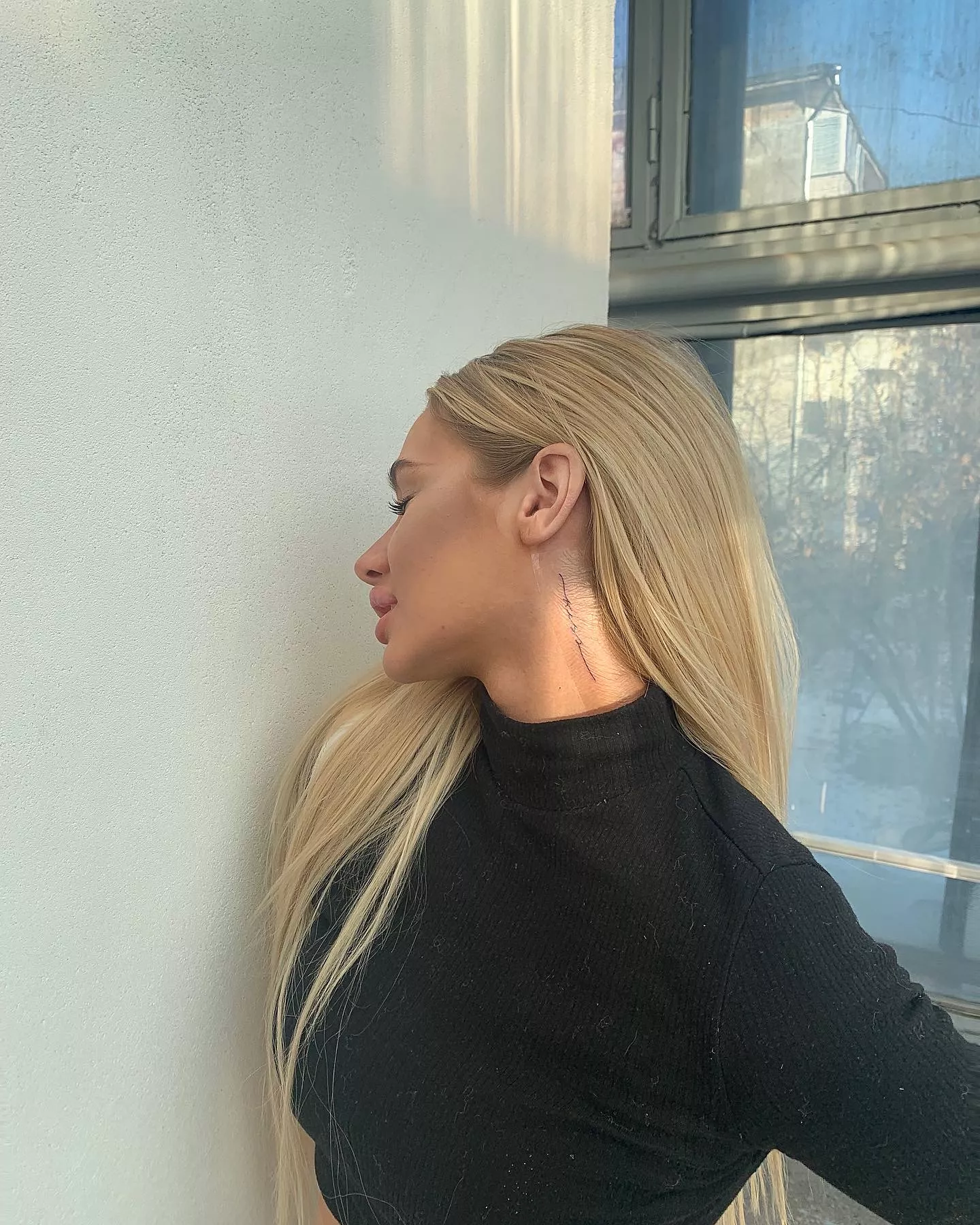 Your fingers know exactly where my hot spots are. 😉😘