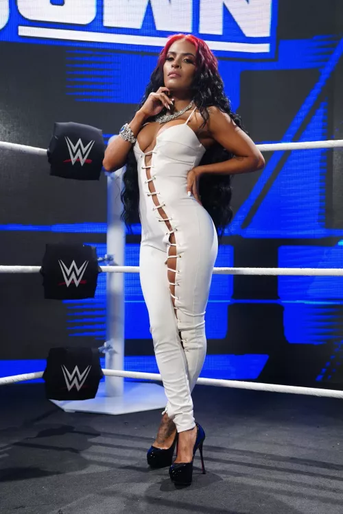 Zelina head to toe smoking HOT