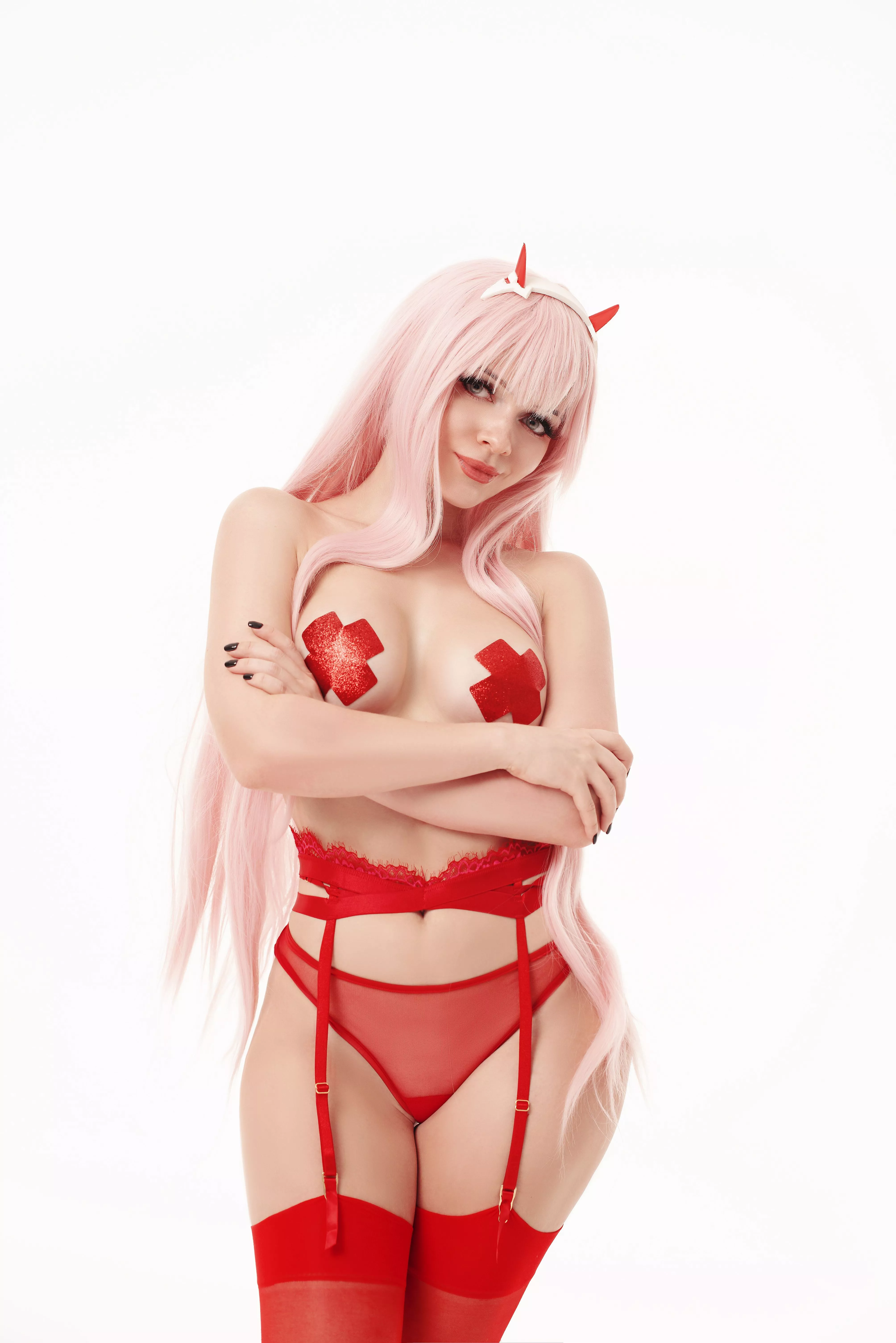 Zero Two cosplay by Evenink Zero Two cosplay by Evenink