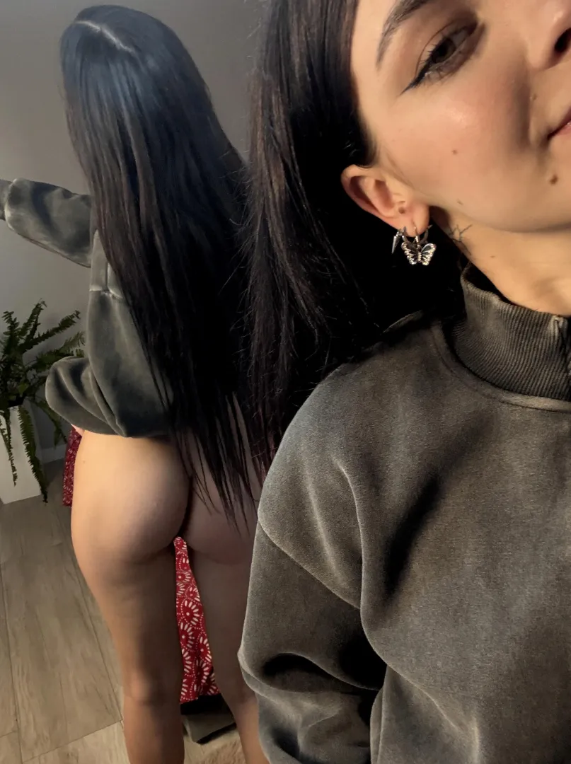 18 F4M Dtf and dominate a guy twice my age