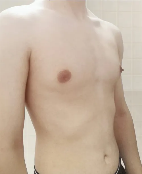 [18] first post here is it sexy