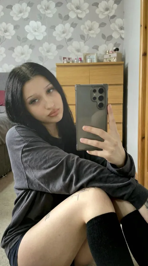 (18) i meed a fat veiny cock