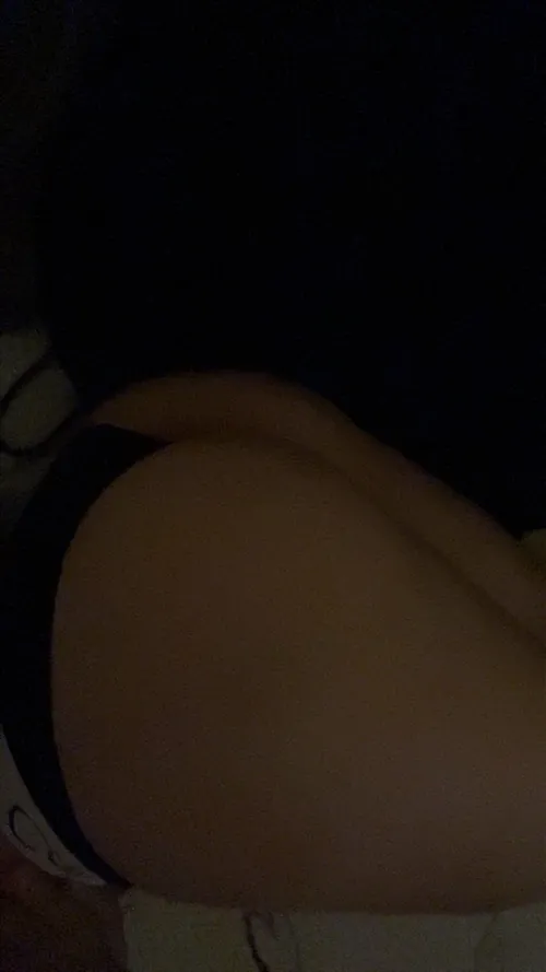 (18) im trying to suck some dick right now