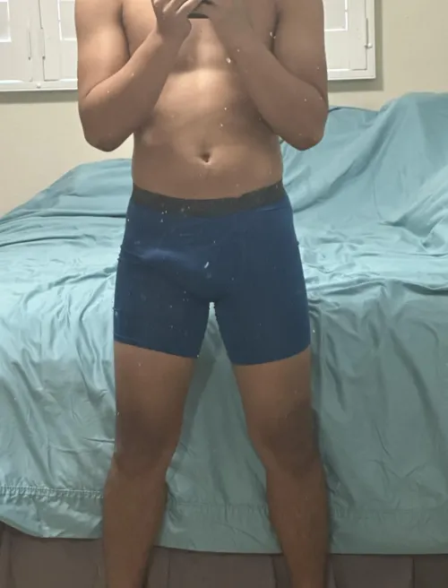 18 [M4F/MF] Honolulu- virgin looking for fun
