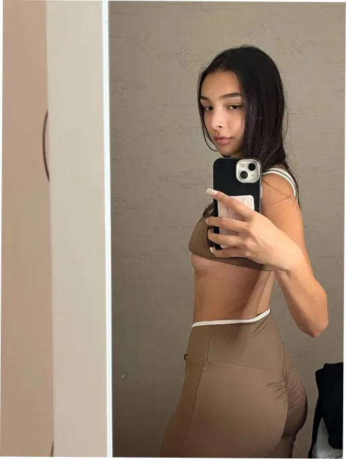 18f i’m trying to be tasteful i swear