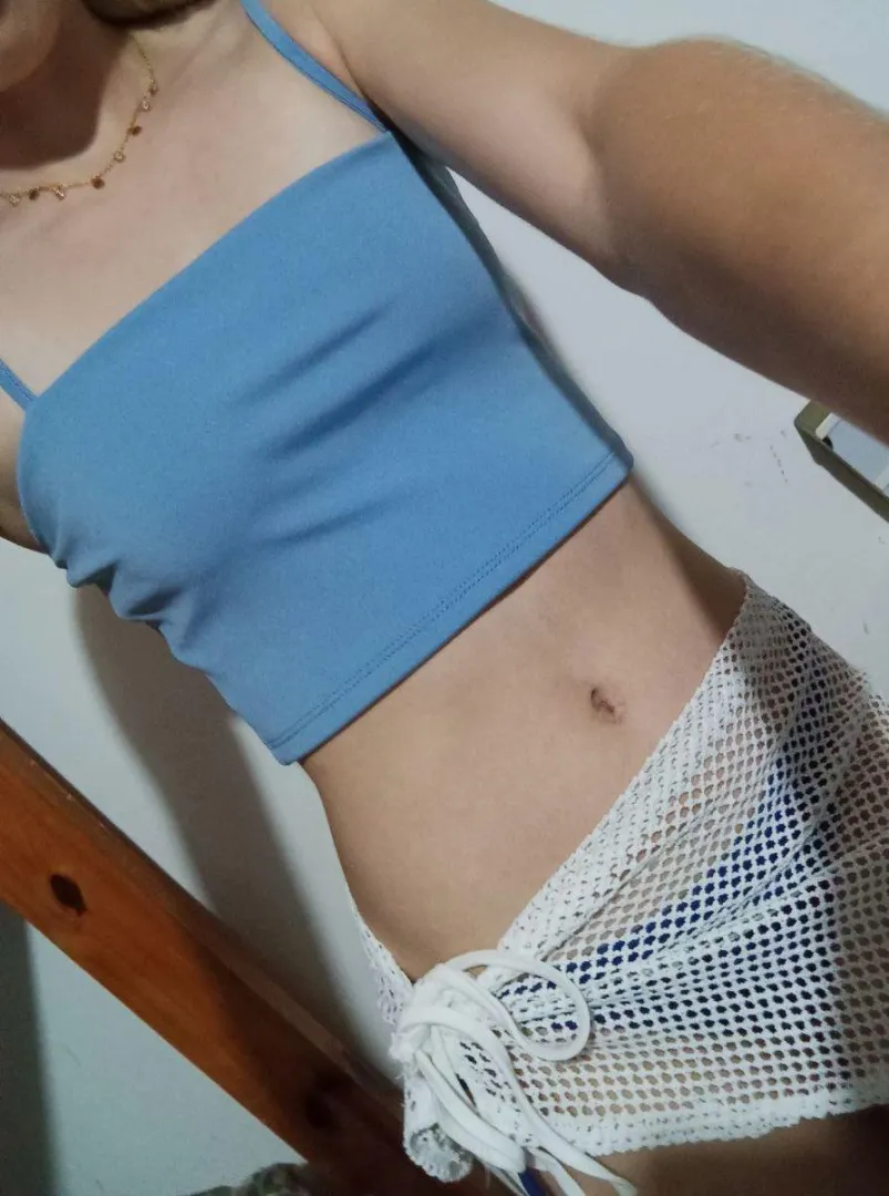 18F #PDX - Am I too young for double penetration?