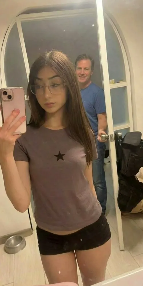 18f upvote if u want me message u the vid (he was a stranger lol)