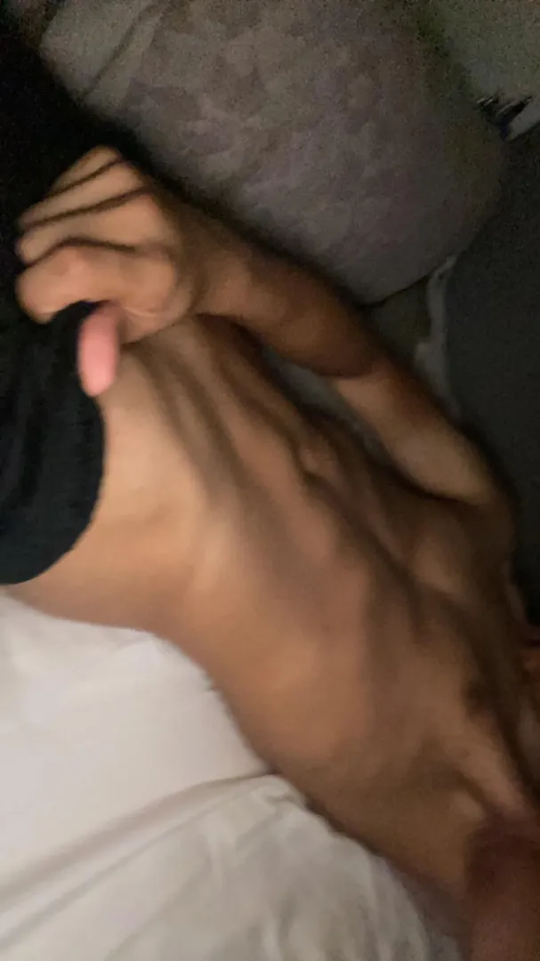 18m, aus, need a big bro to be my bottom ‍ snap: nirv.pr2