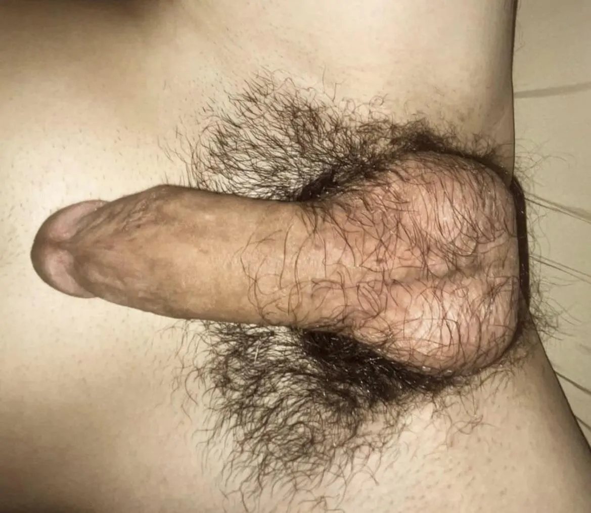 18m dumb gooner boy for phat asses