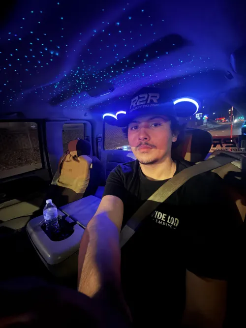 18YR old bwc for discreet fun