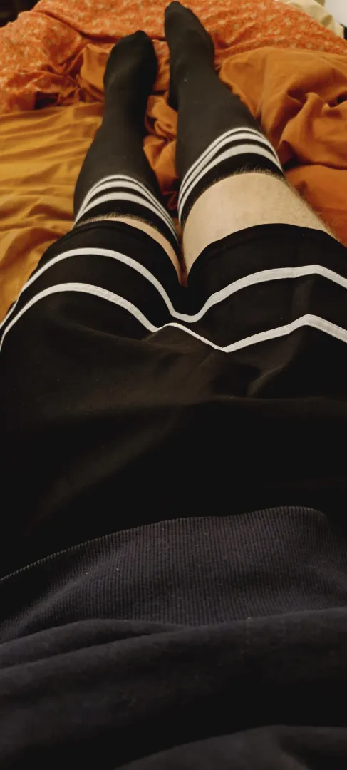 (19) brauche jemanden zum kuscheln und eventuell ein wenig mehr irl pls dm