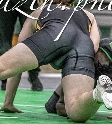 19 college freshman do I look good?