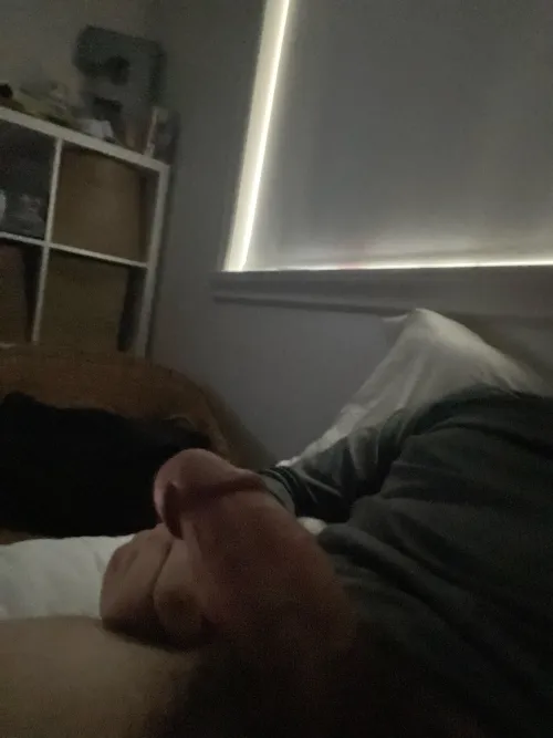 19 (m4f) looking for a women close to me dm me if you interested