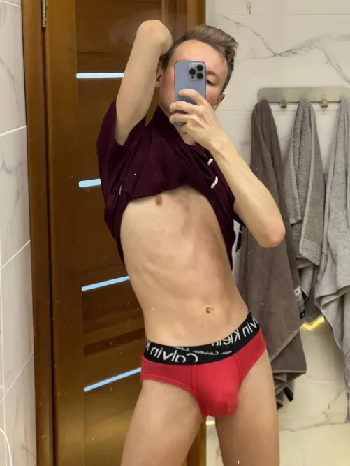 [19] red bulges ✨