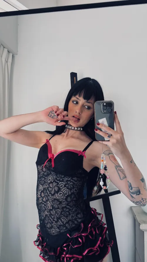 19F - This energy isn’t accidental lg is easier: .,lunarumes'.