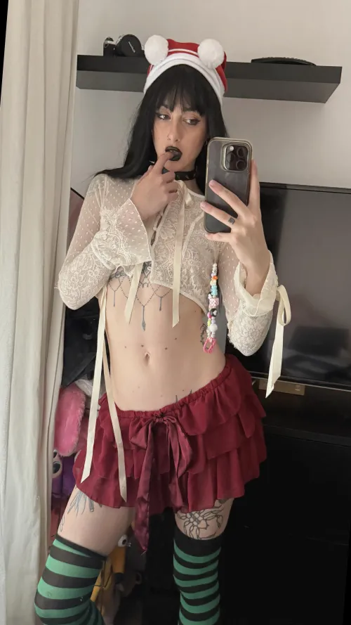 19F2M — Easy vibes, no travel. Someone nearby with a place? lg: lunaromes