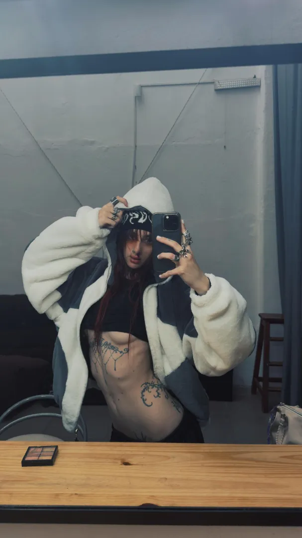 19F2M - Had a couple drinks… need someone w/ a place talk on lnsta: lunaromes