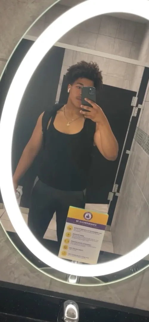 19[M4R] Dallas Based , Looking for cool people.