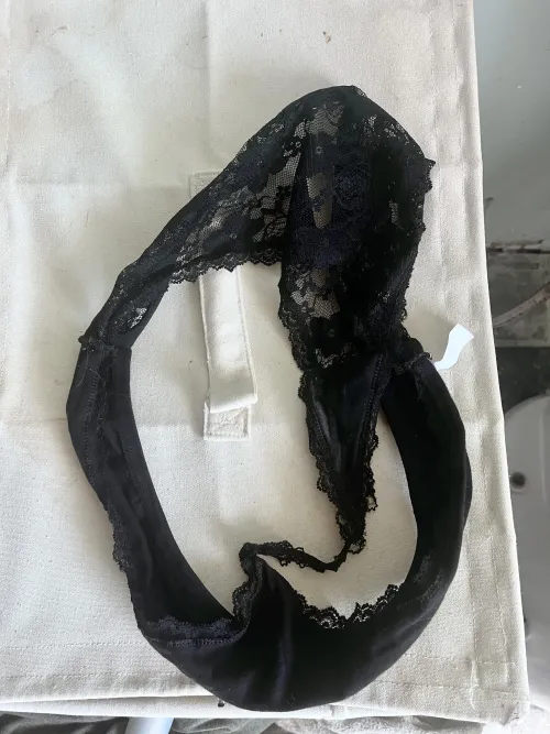 2 day wear and a little cream