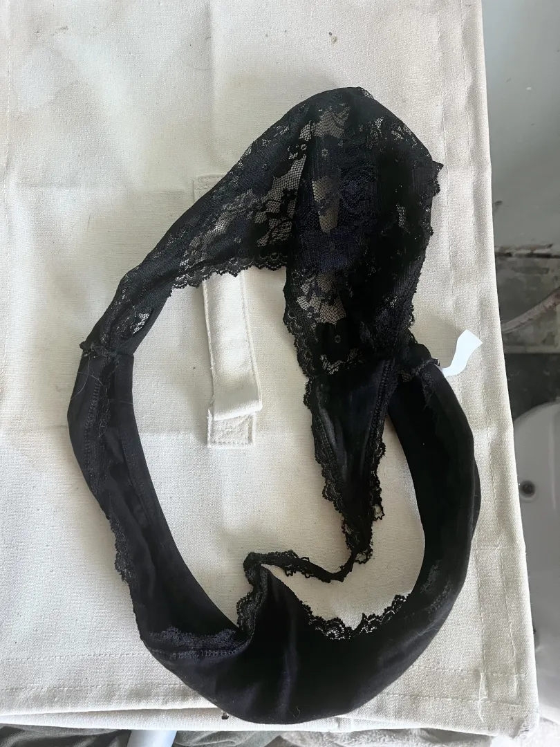 2 day wear and a little cream