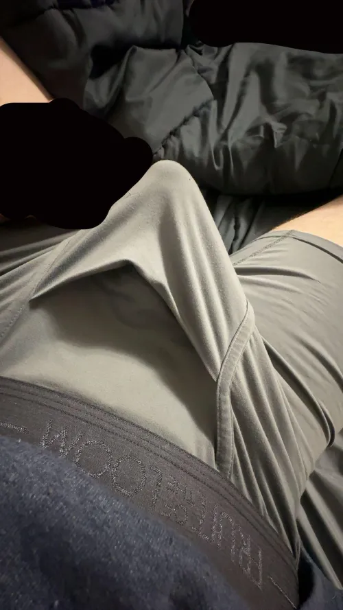 20 bi bored in bed ;)