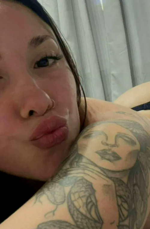 20 f4m #Burgen County - who's around the area wanna try some positions my friend taught me