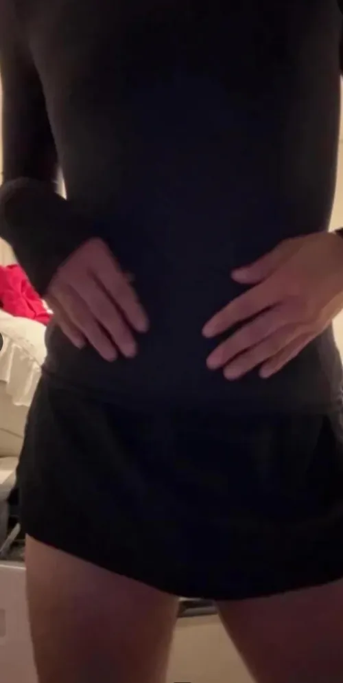 20 [M4M] cute boy here(me). looking for DL men, married men or dom tops. also be kinky and pervy PLEASE and i don't like belly's or old guys sorry! want to give head tn! be pervy af and be into MILFs stuff that's SO HOTTT!!!hmuuu