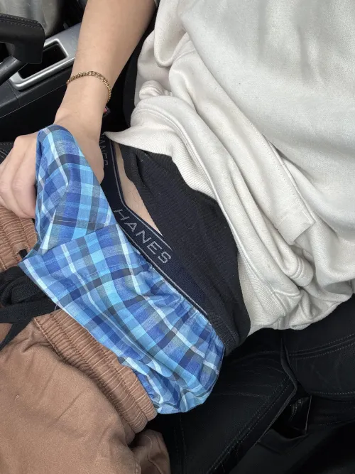 (20) Tenting in the car